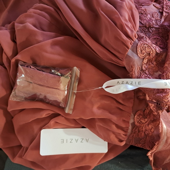 Azazie NWT size 8 desert rose dress - Picture 3 of 11